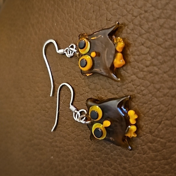 3/$30 Whimsical Brown Glass Hoot Owl Fairycore Dangle Hook Earrings - Picture 3 of 4